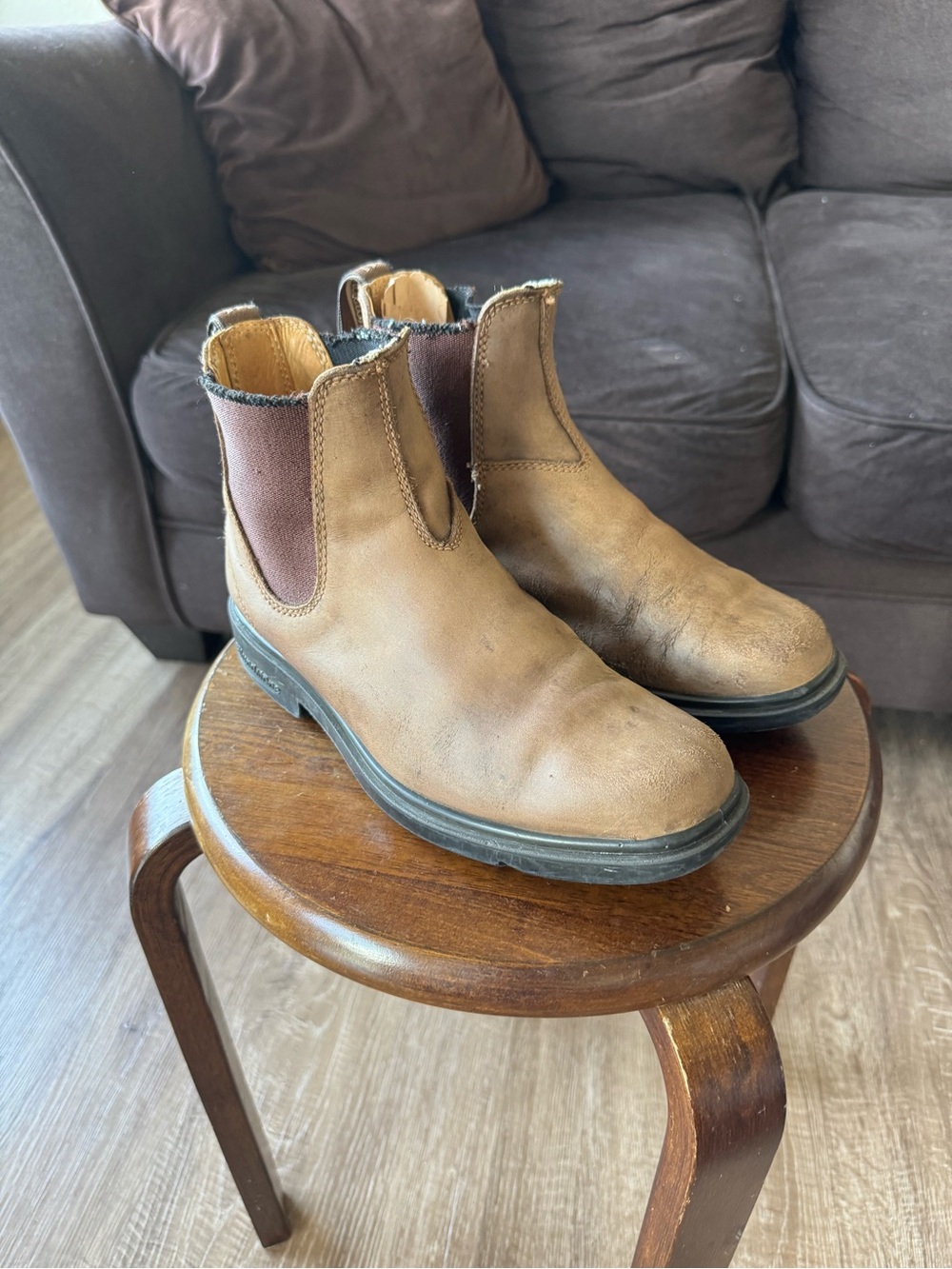 Blundstones